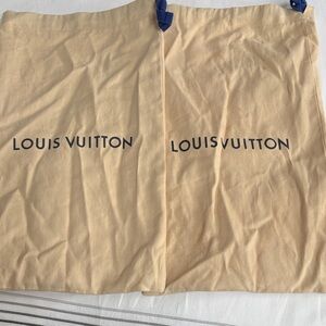 Louis Vuitton Beige Dust Bags with Blue Accents